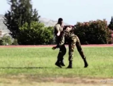 Αυτή είναι η πολεμική τέχνη του Ελληνικού Στρατού (βίντεο)